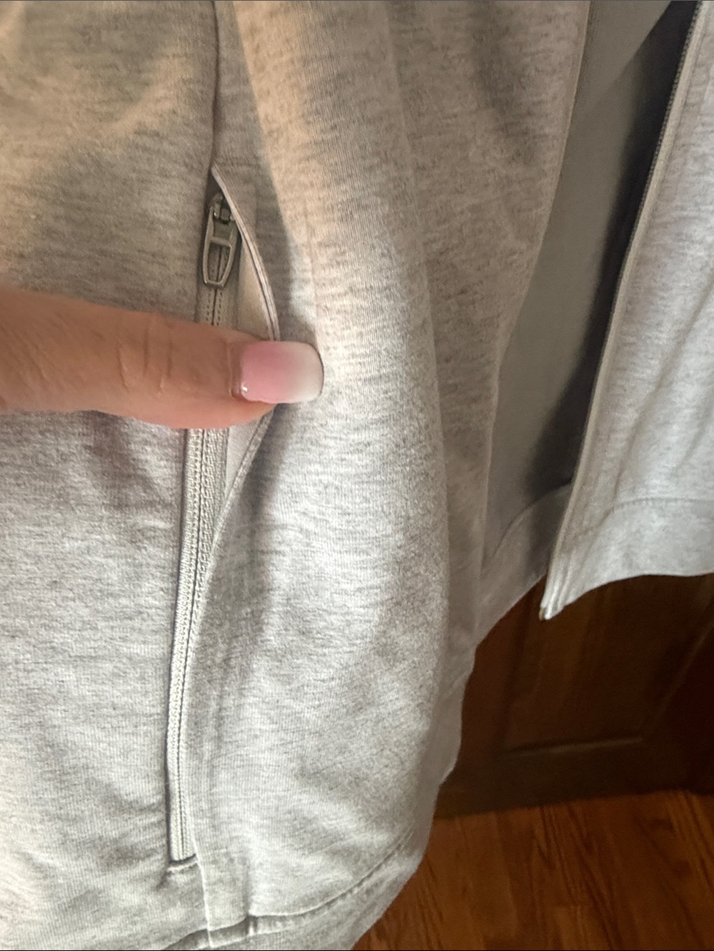 GUC Burn Boot Camp Lululemon Heathered Gray Hoodie with Teal Logo- Size Medium - Picture 7 of 7